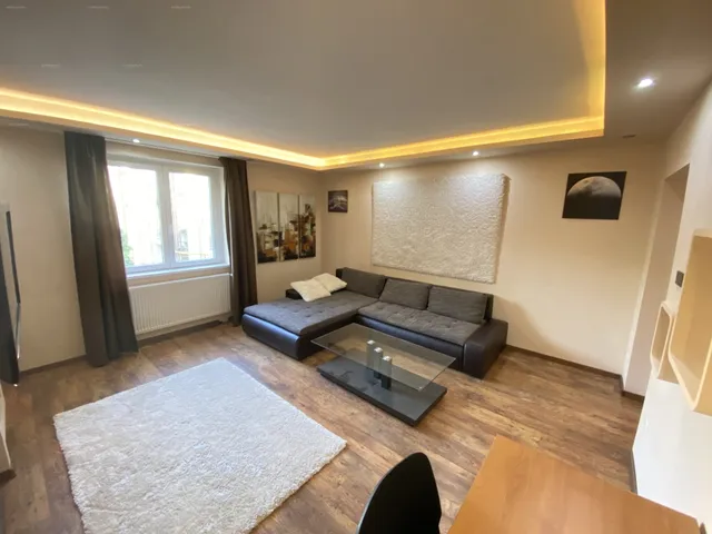 Kiadó lakás Kaposvár, Belváros, józsef attila u. 50 nm
