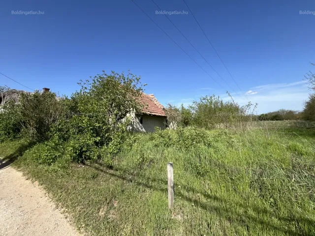 Eladó üdülő és hétvégi ház Buzsák, Rizikó utca 45 nm