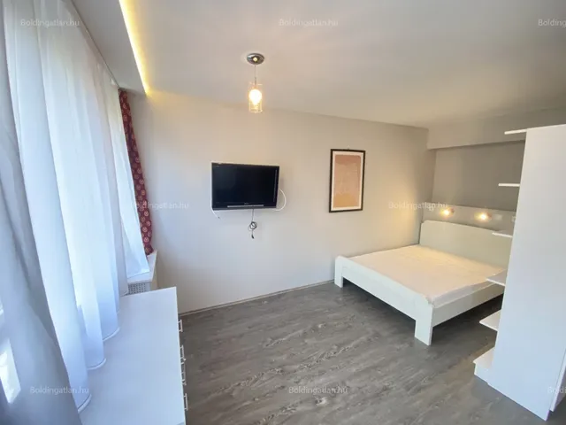 Kiadó lakás Kaposvár, Belváros, Fő u. 34 nm