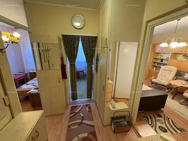 Eladó lakás Kaposvár, Toldi-lakótelep, Toldi Miklós u. 40 nm