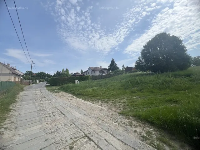 Eladó telek Kaposvár, Kecelhegy, Tókaji utca 4200 nm
