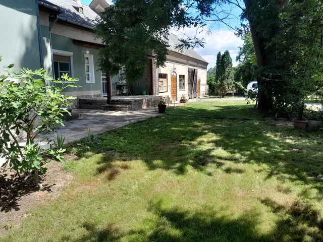 Kiadó ház Bárdudvarnok, Bárd lakótelep 105 nm