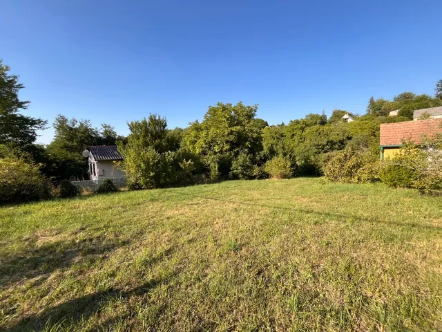 Eladó telek Kaposvár, Cser, Nagyváthy J. u. 1138 nm