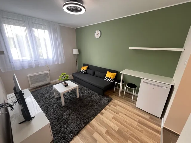 Kiadó lakás Kaposvár, Belváros, Dési Huber utca 18 nm