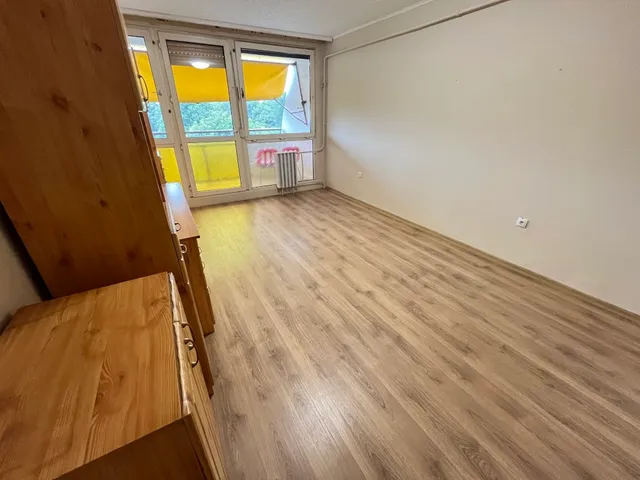Kiadó lakás Kaposvár, Béke-Füredi lakótelep, Szondi utca 59 nm