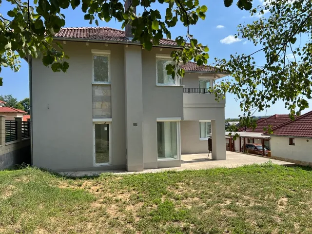 Eladó ház Kaposvár, Rómahegy 384 nm