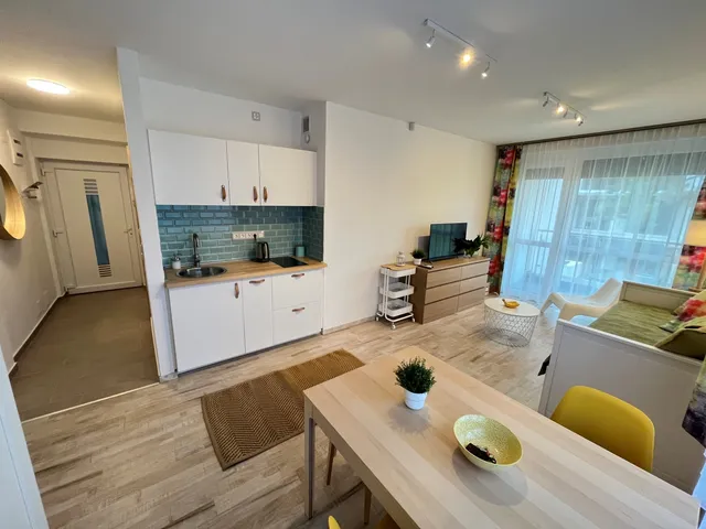 Kiadó lakás Balatonfenyves 28 nm
