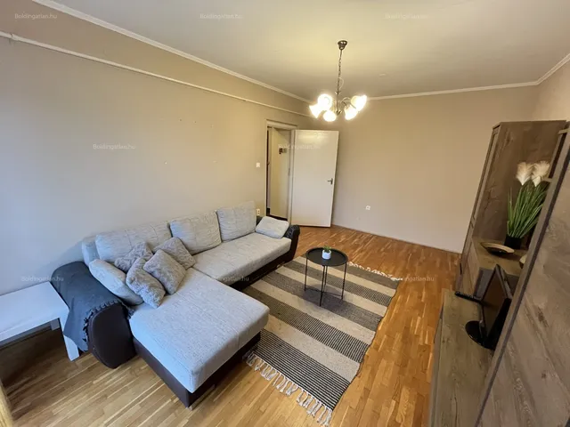 Kiadó lakás Kaposvár, Béke-Füredi lakótelep, Szondi utca 40 nm