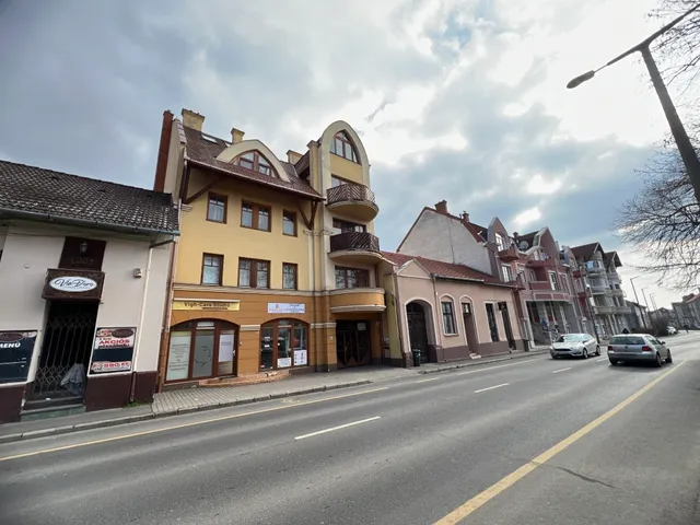 Kiadó kereskedelmi és ipari ingatlan Kaposvár, Belváros 34 nm