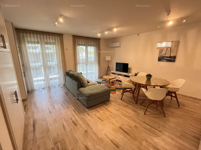 Kiadó lakás Balatonlelle 48 nm