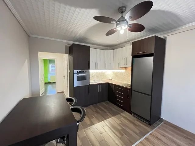 Eladó lakás Kaposvár, Béke-Füredi lakótelep 59 nm