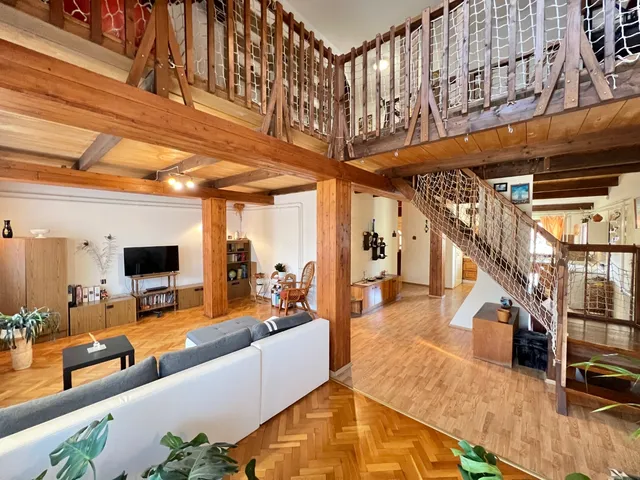 Eladó lakás Kaposvár, Belváros, Rákóczi tér 124 nm