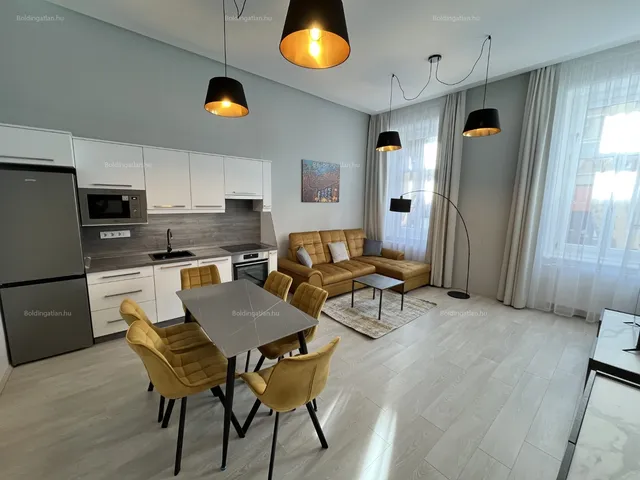 Kiadó lakás Kaposvár, Belváros 55 nm