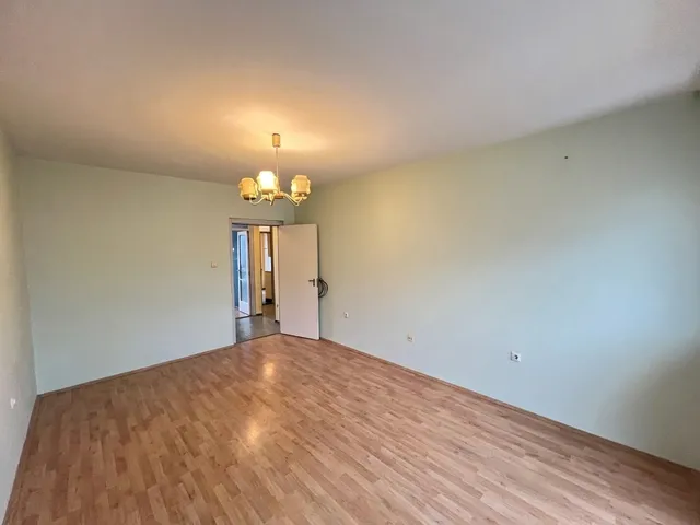 Eladó lakás Kaposvár, Béke-Füredi lakótelep, Béke utca 50 nm