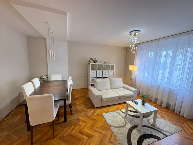 Eladó ház Kaposvár, Belváros, Hársfa utca 140 nm