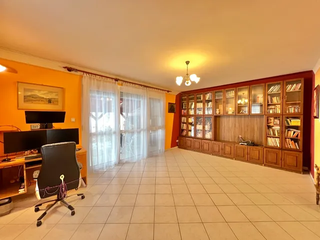 Eladó ház Juta 186 nm