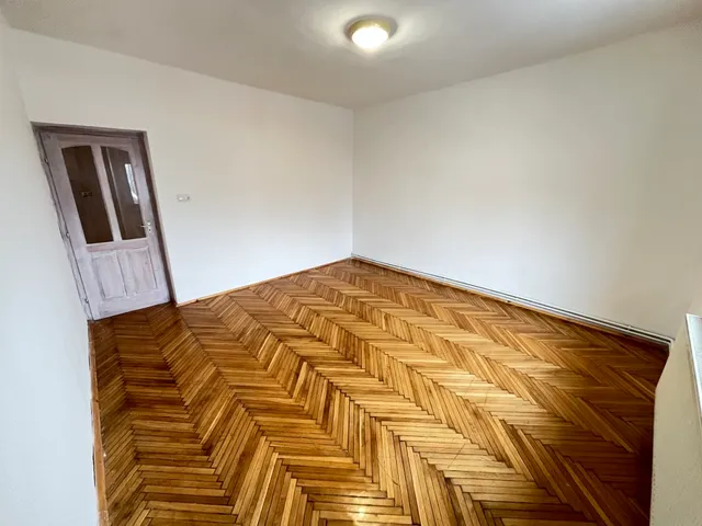 Eladó ház Kaposvár, Donner, Hegyalja utca 144 nm