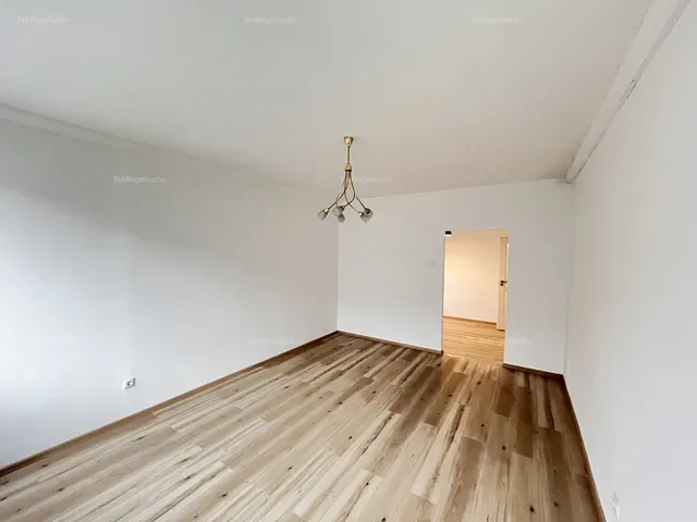 Eladó lakás Kaposvár, Kinizsi-lakótelep, ltp 60 nm