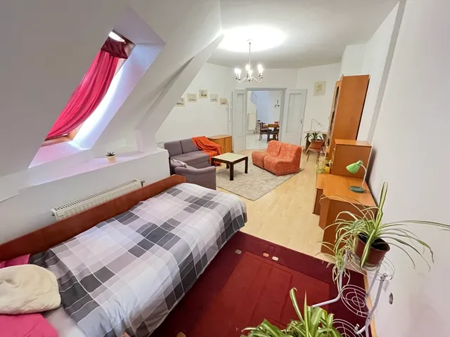 Kiadó lakás Kaposvár, Belváros, Teleki utca 86 nm