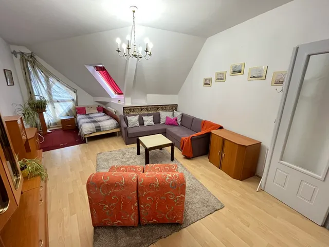 Kiadó lakás Kaposvár, Belváros, Teleki utca 86 nm