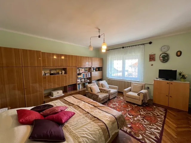 Eladó ház Kaposvár, Donner, Kálvária utca 152 nm