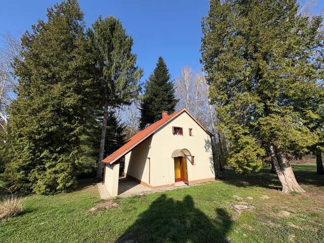 Eladó üdülő és hétvégi ház Bárdudvarnok, lakótelep 65 nm