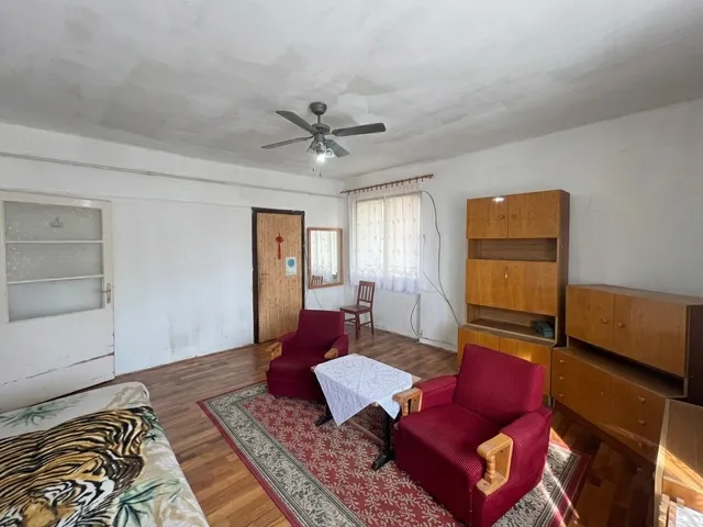 Eladó lakás Kaposvár, Belváros, szántó utca 57 nm