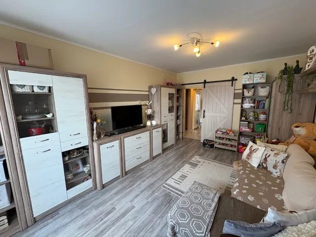 Eladó lakás Kaposvár, Búzavirág utca 61 nm