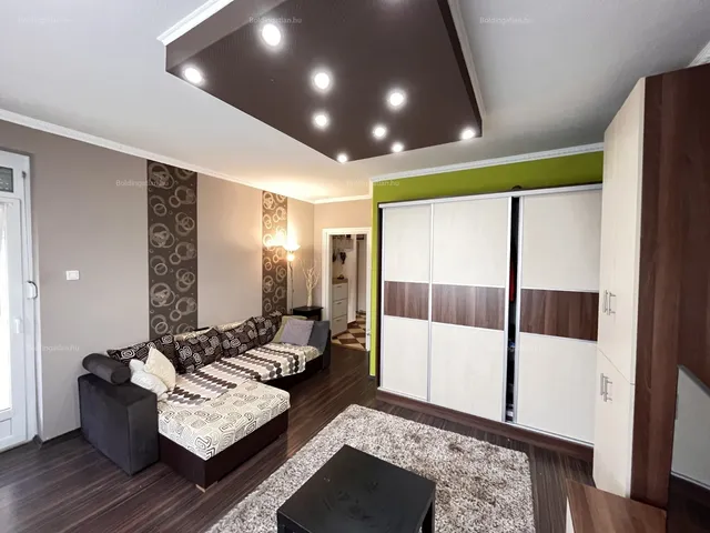 Eladó lakás Kaposvár, Északnyugati városrész, Zaranyi ltp 58 nm