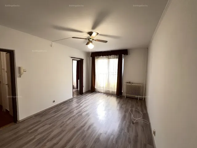 Kiadó lakás Kaposvár, Kinizsi-lakótelep, Kinizsi lakótelep 35 nm