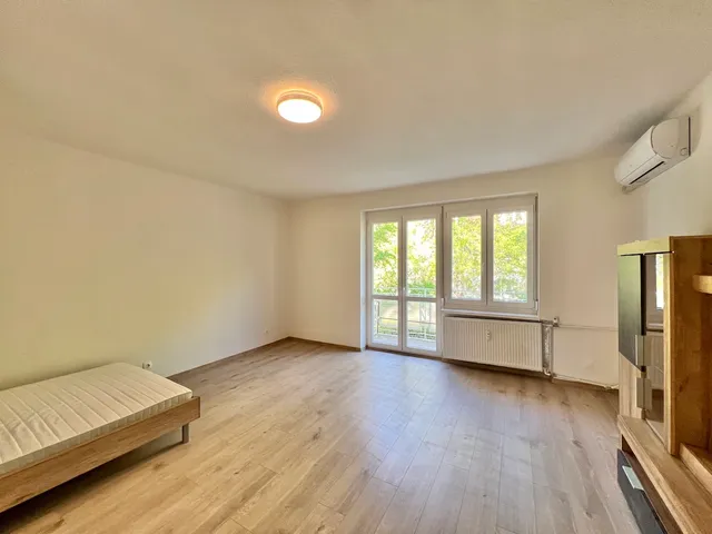 Kiadó lakás Kaposvár, Belváros, Csokonai u. 42 nm