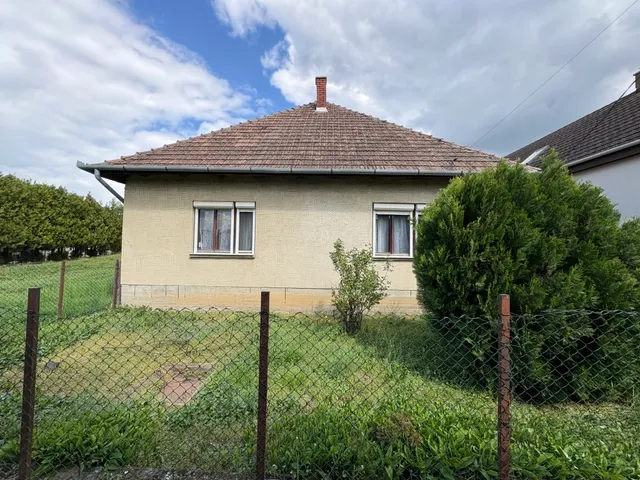 Eladó ház Balatonboglár, Szőlőskislak 95 nm