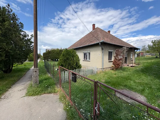 Eladó ház Balatonboglár, Szőlőskislak, Szabadság utca 95 nm