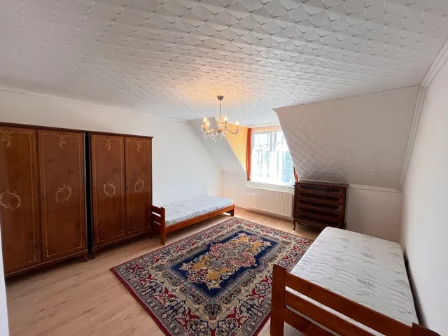 Kiadó ház Kaposvár, Donner, Hegyalja 107 nm