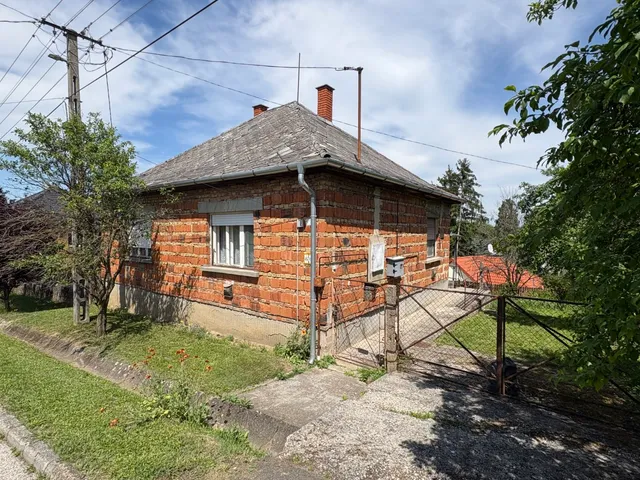 Eladó ház Kaposvár, Donner 75 nm