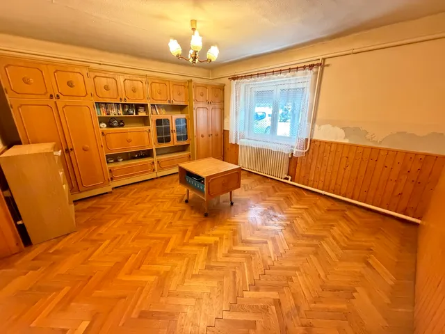 Eladó ház Kaposvár, Keleti városrész 85 nm