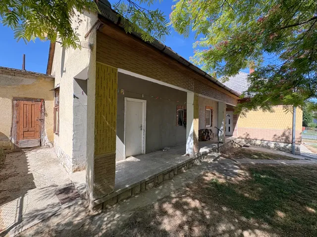 Eladó ház Igal, Mátyás Király utca 92 nm