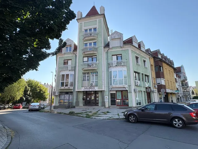 Kiadó lakás Kaposvár, Petőfi Sándor utca 80 nm