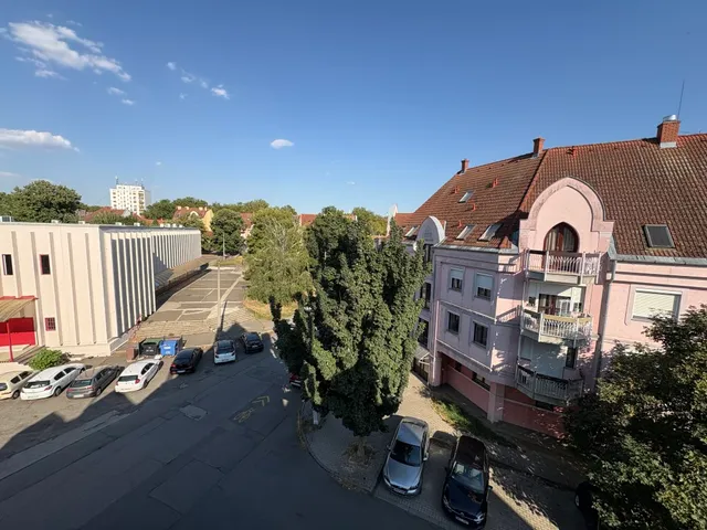 Kiadó lakás Kaposvár, Petőfi Sándor utca 80 nm