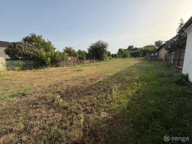 Eladó telek Várda, Fő utca 1969 nm