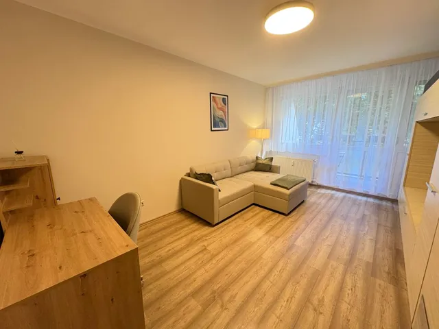 Kiadó lakás Kaposvár, Béke-Füredi lakótelep, Béke utca 59 nm