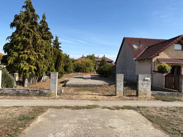 Eladó telek Kaposvár, Kecelhegy 598 nm