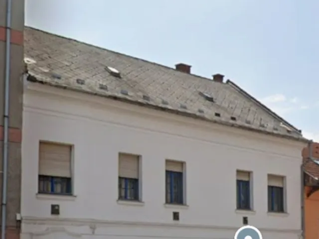 Kiadó kereskedelmi és ipari ingatlan Pécs 120 nm