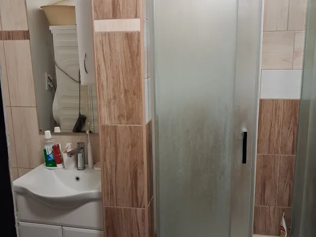 Eladó lakás Komló 53 nm