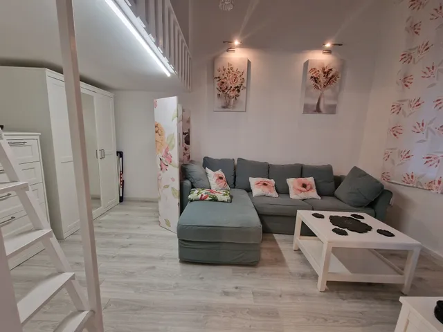 Eladó lakás Budapest VI. kerület, Nagykörúton kívüli terület 34 nm