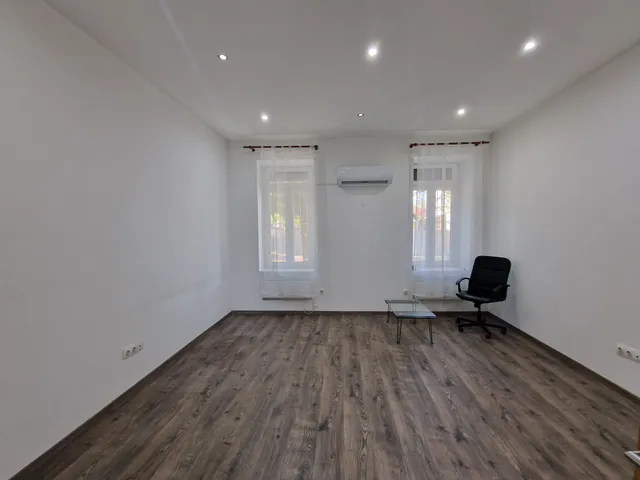 Eladó lakás Budapest XV. kerület, Rákospalota 32 nm