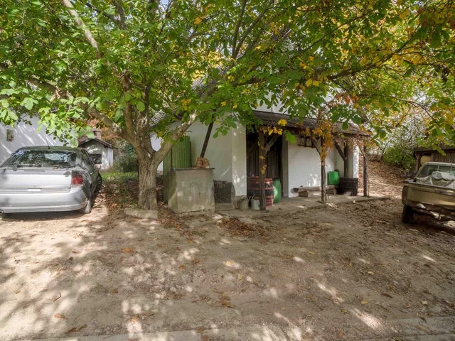 Eladó mezőgazdasági ingatlan Bátaszék, Szüret utca 56 nm