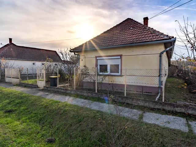 Eladó ház Fajsz 70 nm