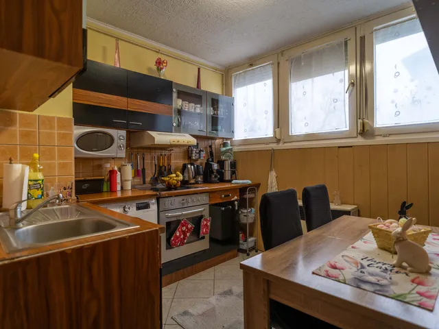 Eladó lakás Tolna 54 nm