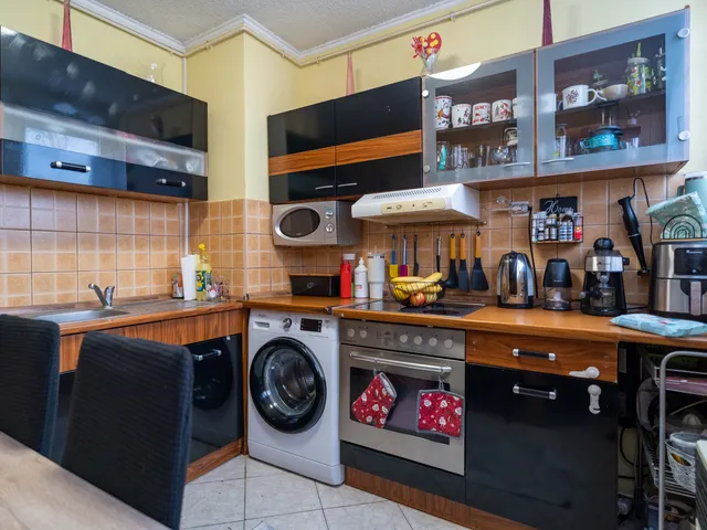 Eladó lakás Tolna, Bajcsy 54 nm